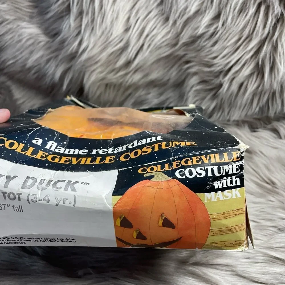 5 for $25🔥Tiny Toon VTG 90's Lucky‎ Duck Vinyl Costume- No Mask
